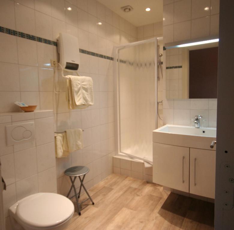 Hostellerie La Maison Ставело Номер фото